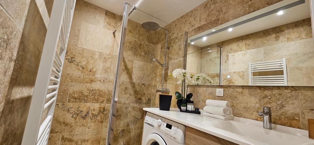 Bel & Ancien Appartement T3 Renove Dans Sartene Eksteriør billede